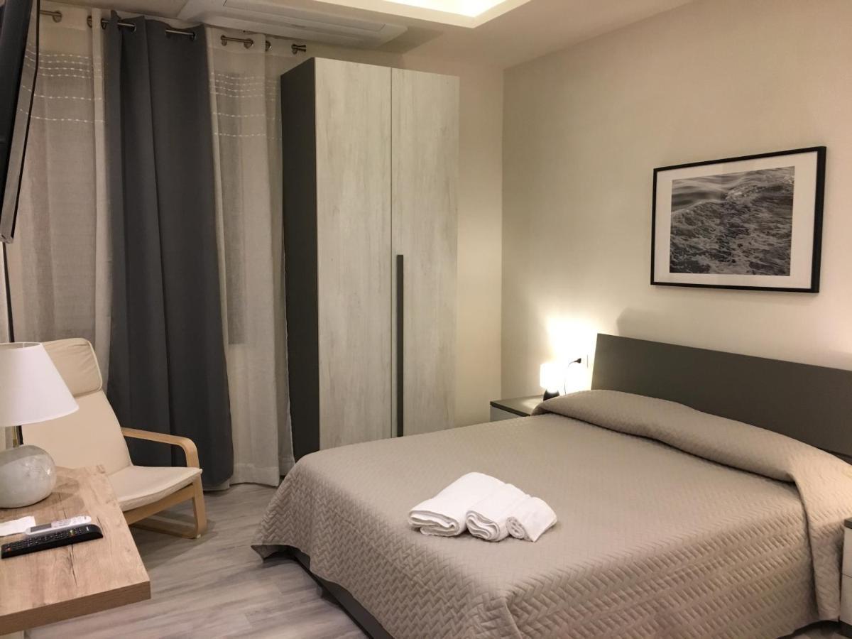 Dimora Conte Bed & Breakfast La Maddalena  Exterior photo